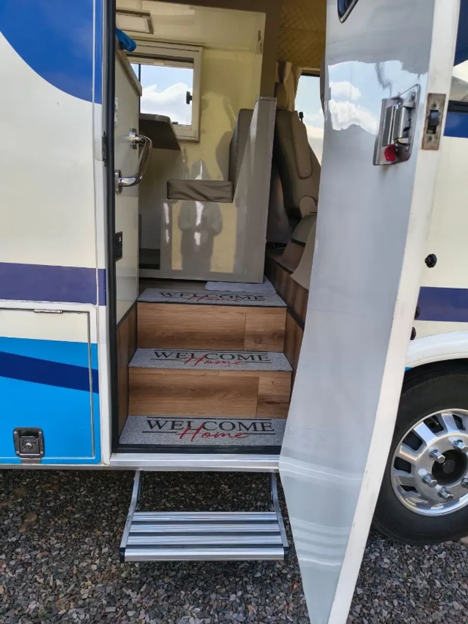 MOTORHOME VW 9.150 MWM - CASA 2023 - COMPLETÍSSIMO - Foto 2