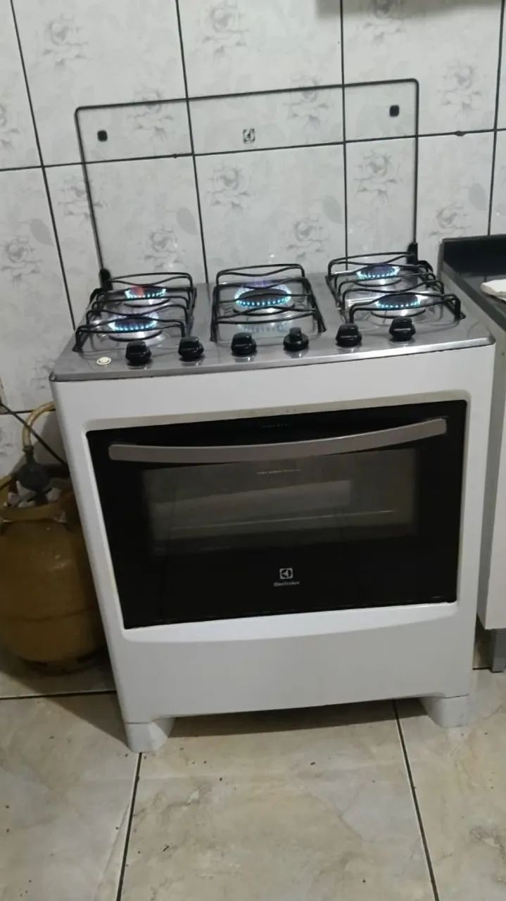 Fogão Eletrolux,5 bocas acendimento automático  - Foto 3
