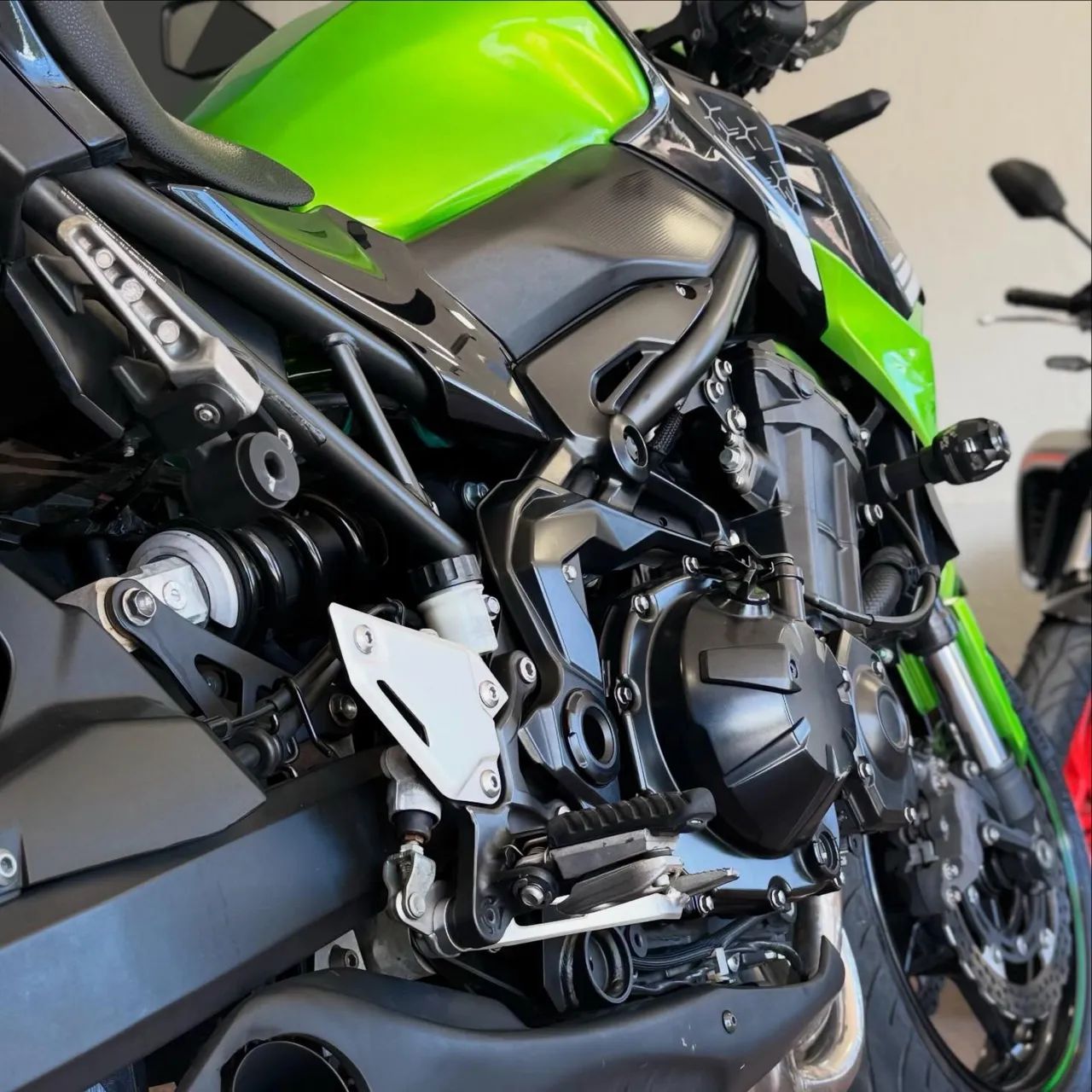 Kawasaki 900 2021 - 1496824009 | OLX