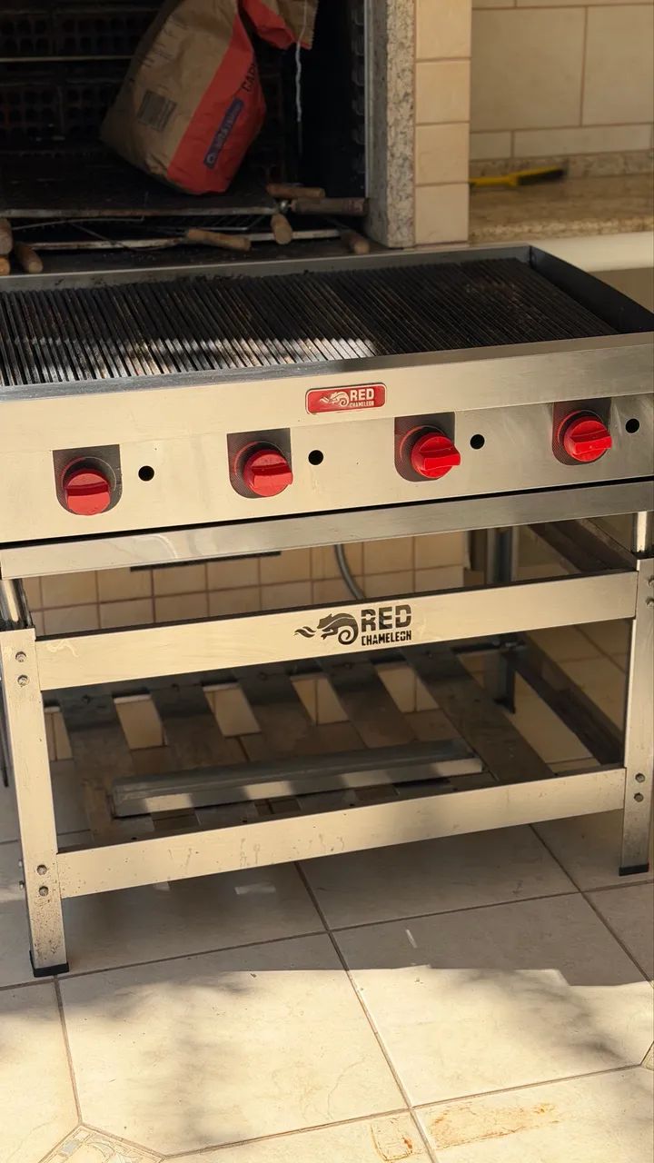 CHAR BROILER A GÁS 4 QUEIMADORES