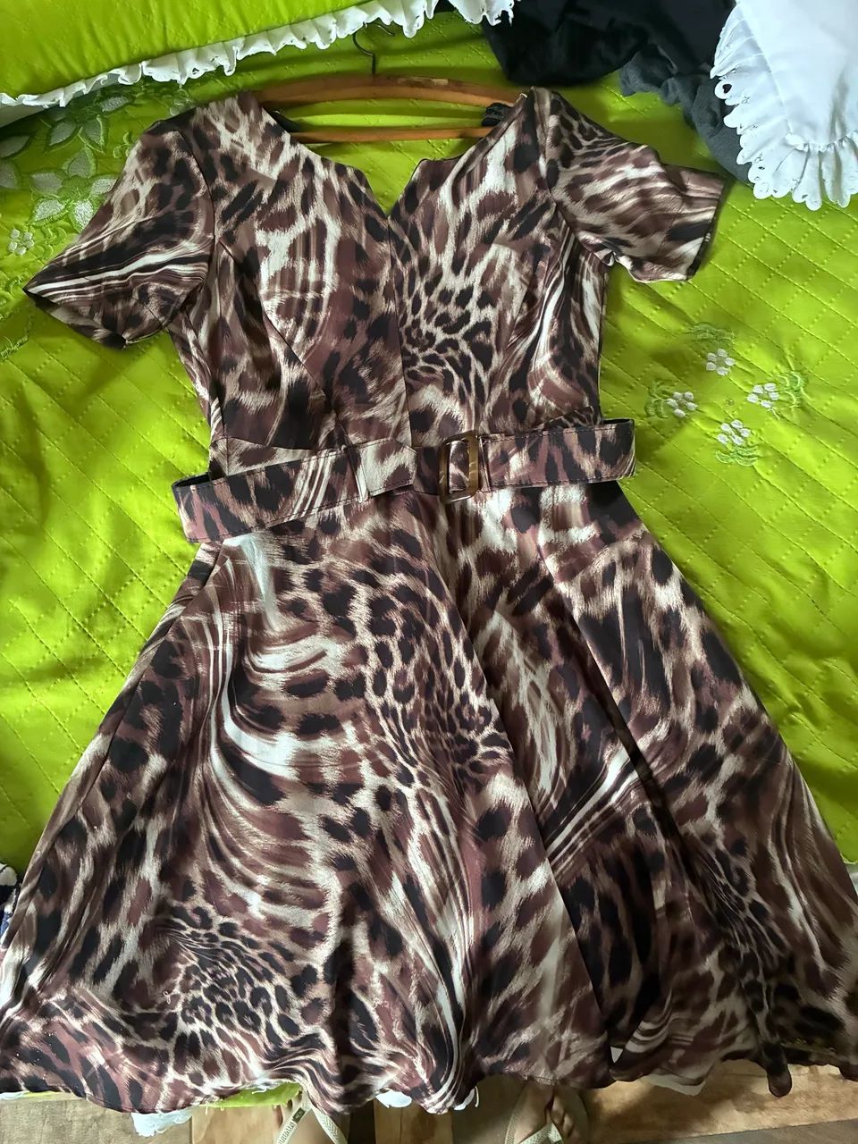 Vestido oncinha 