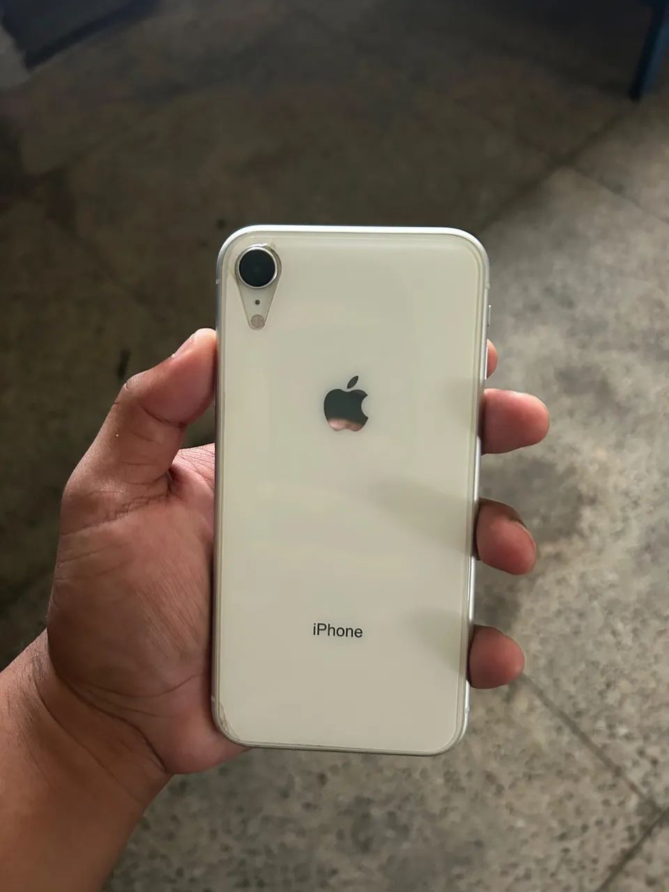 IPHONE XR  - Foto 2