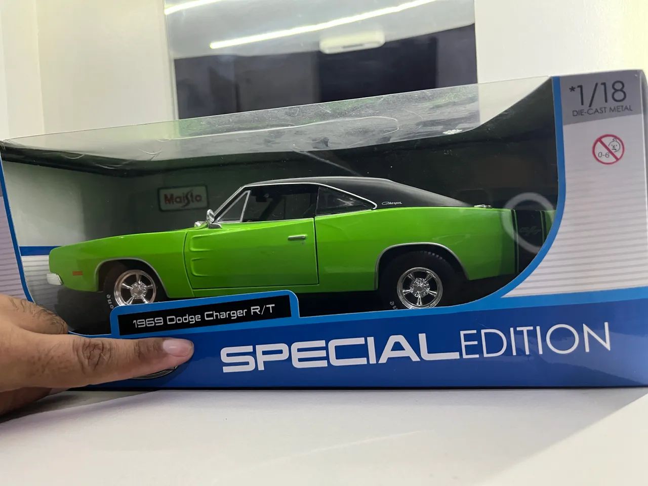 Miniatura Maisto Dodge Charger RT 1/18