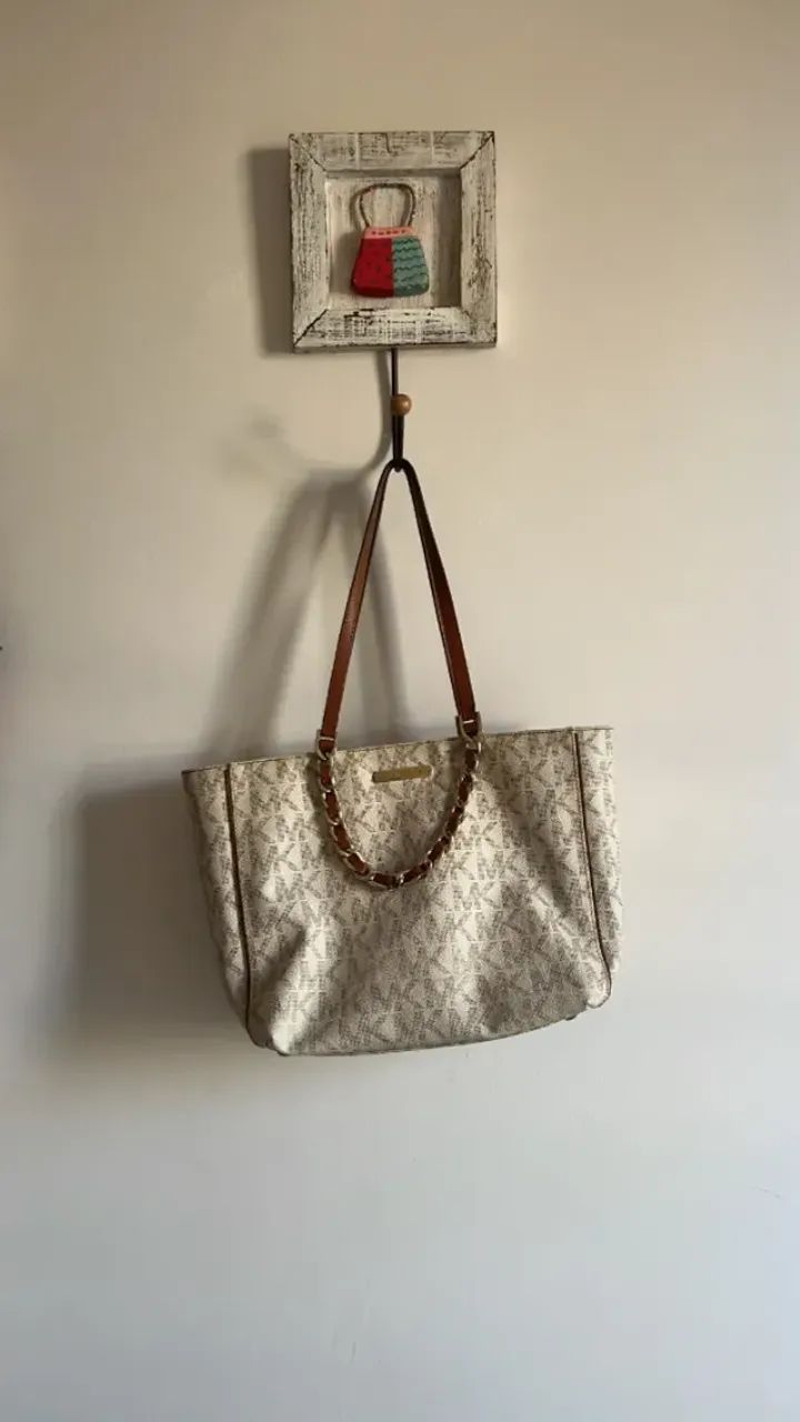 Bolsa Michael Kors Original e Bolsa Victor Hugo