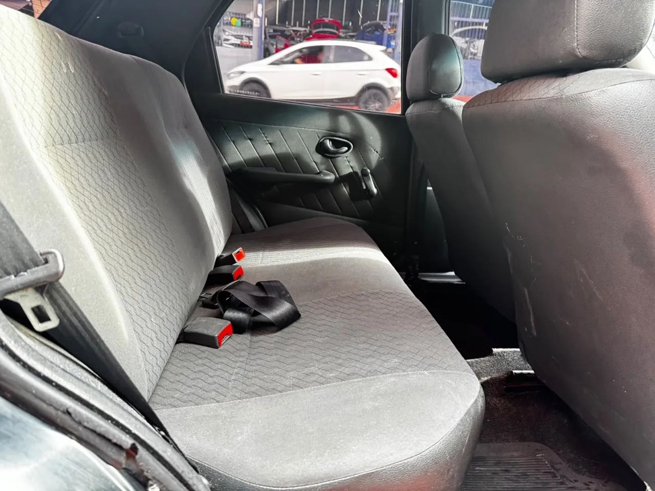 Fiat Palio 1.0 ECONOMY Fire Flex 8V 4p, foto 12 de 18