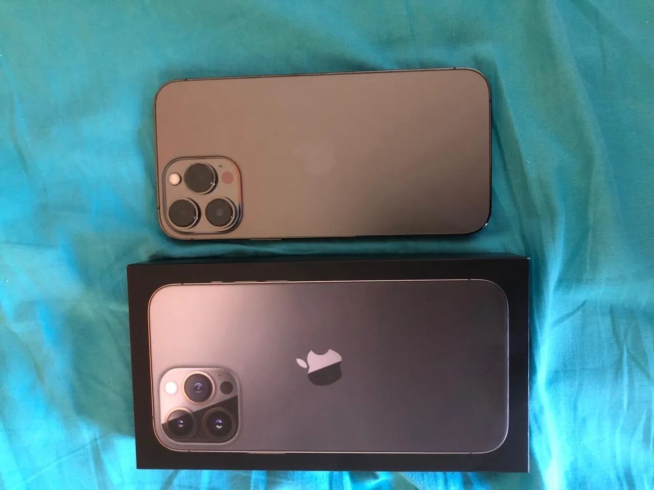 iPhone 13 Pro Max todo original 78% saúde com caixa e cabo original 