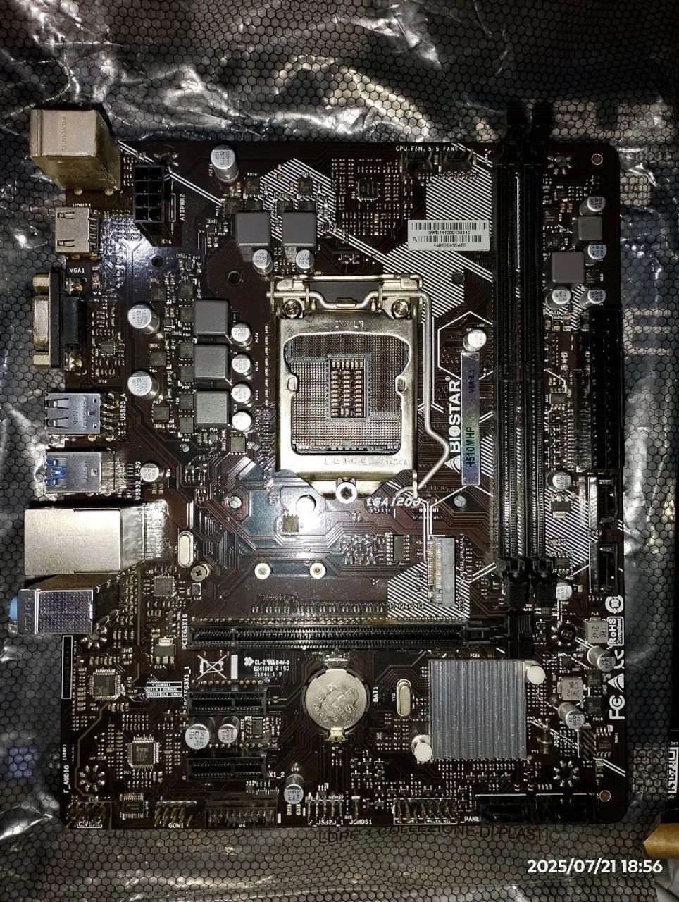 PEÇAS PARA PC: FONTE, PLACA-M?E E PLACA DE VÍDEO - Foto 3