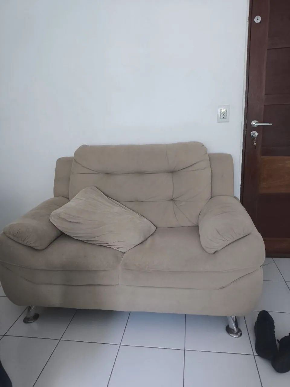 Vendo sofá dois lugares  - Foto 2