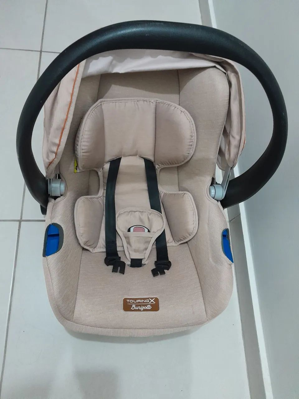 Carrinho de bebê com bebê conforto  - Foto 3
