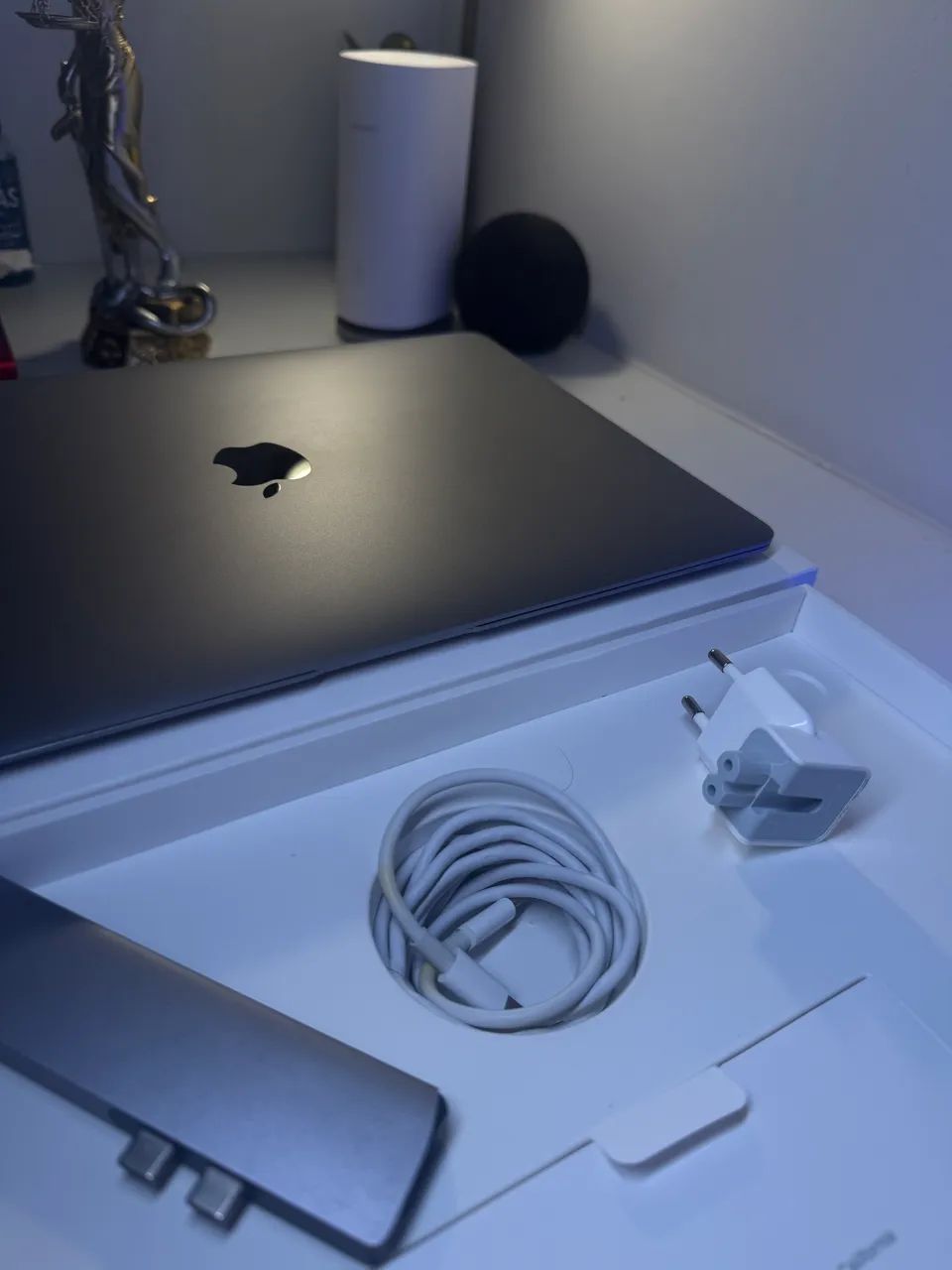 MacBook Air M1 c/ Caixa e Acessórios (Space Grey) - Notebooks