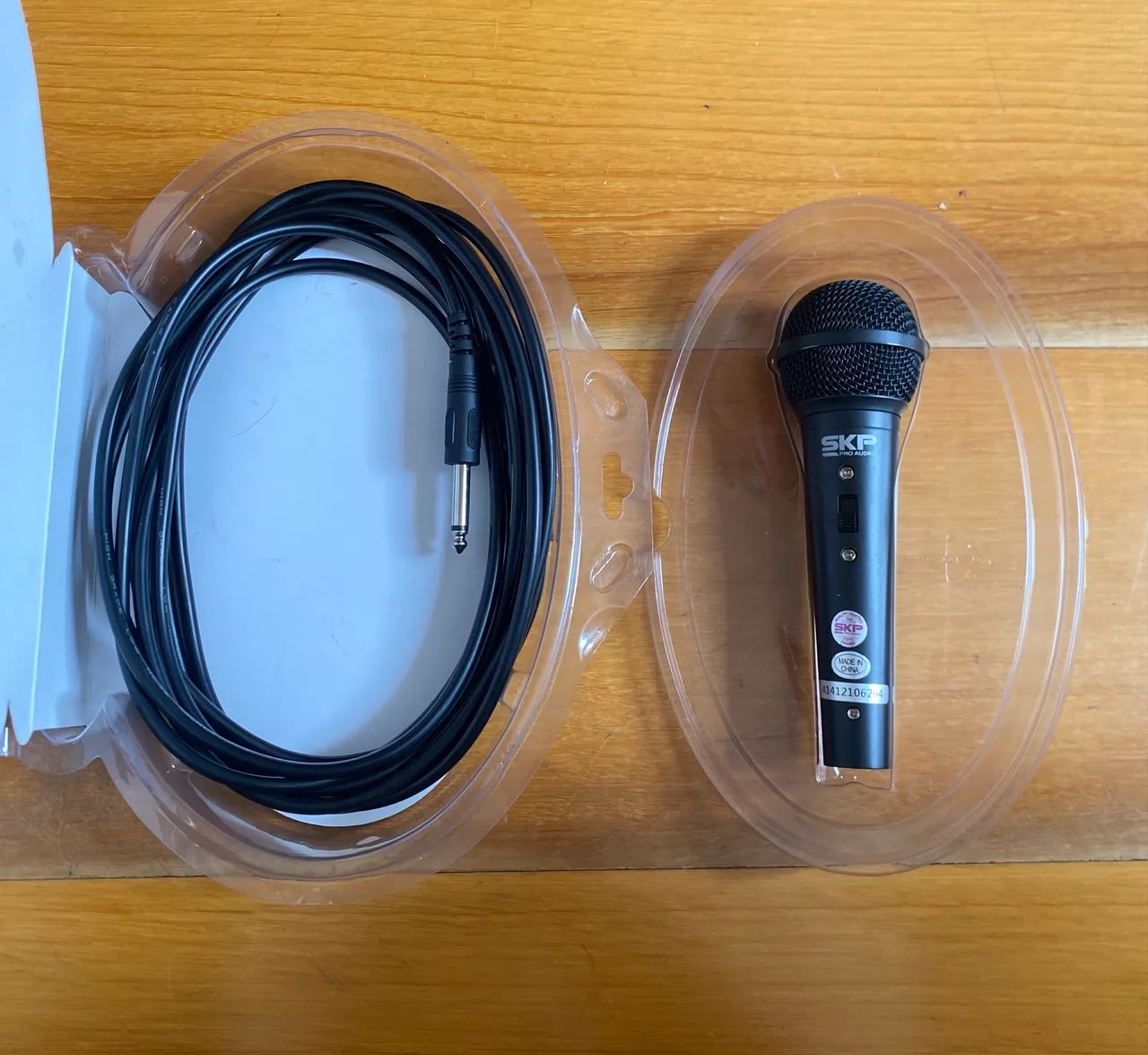 microfone SKP Pro Audio PRO20 (Dynamic Cardioid Microphone)  - Foto 3