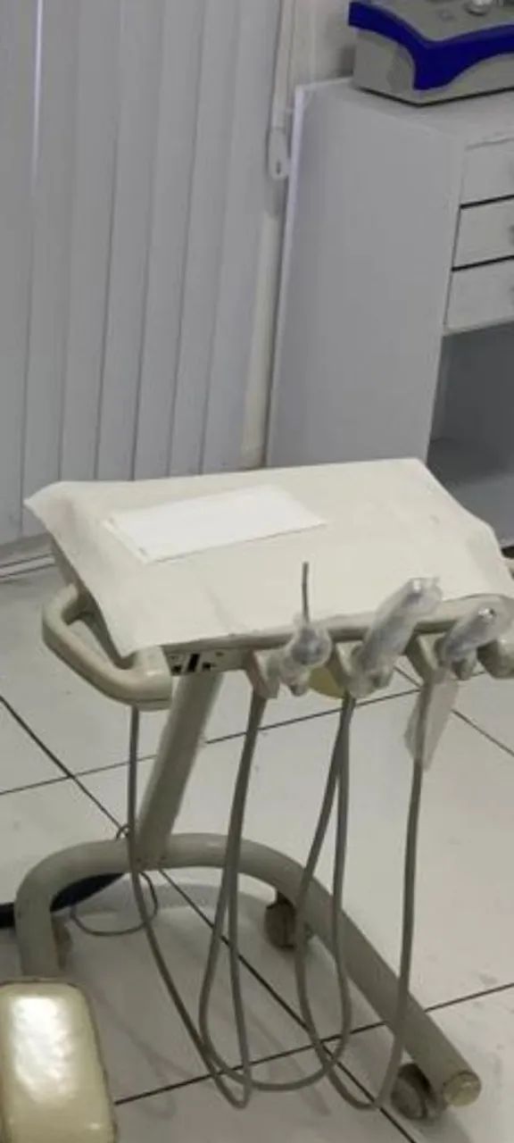 Vendo cadeira odontológica completa 