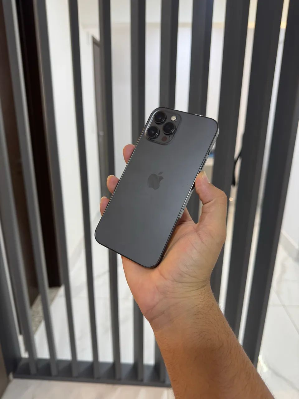 IPHONE 12 PRO MAX 128 GIGAS GRAFITE - Celulares e Smartphones
