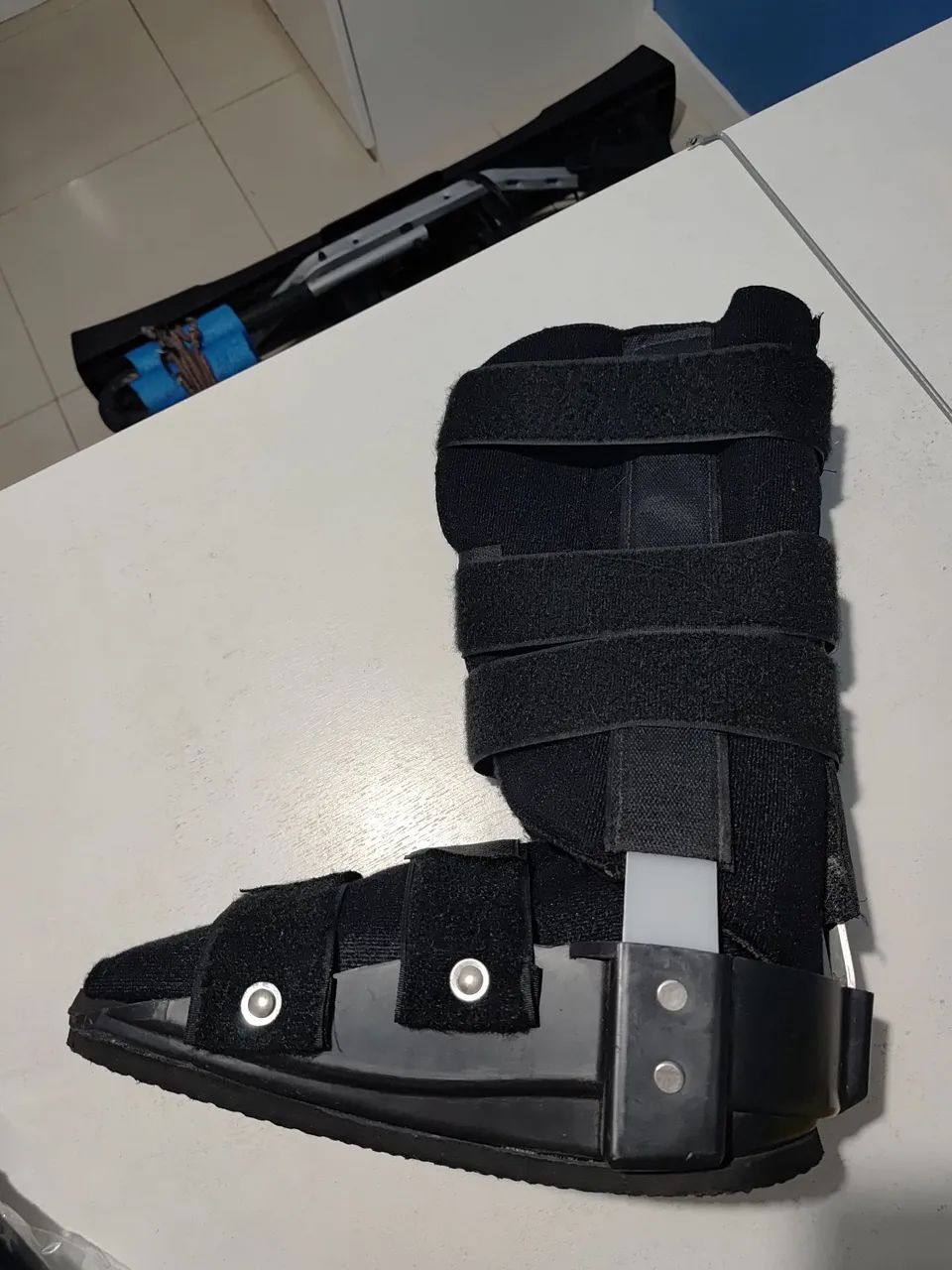 Bota Robocop ortopédica  - Foto 2