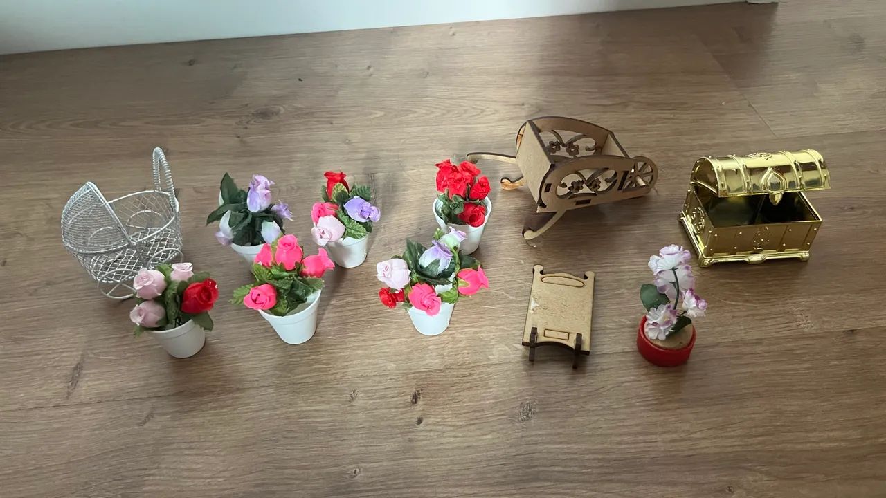 Móveis de madeira para casa de boneca  - Foto 4