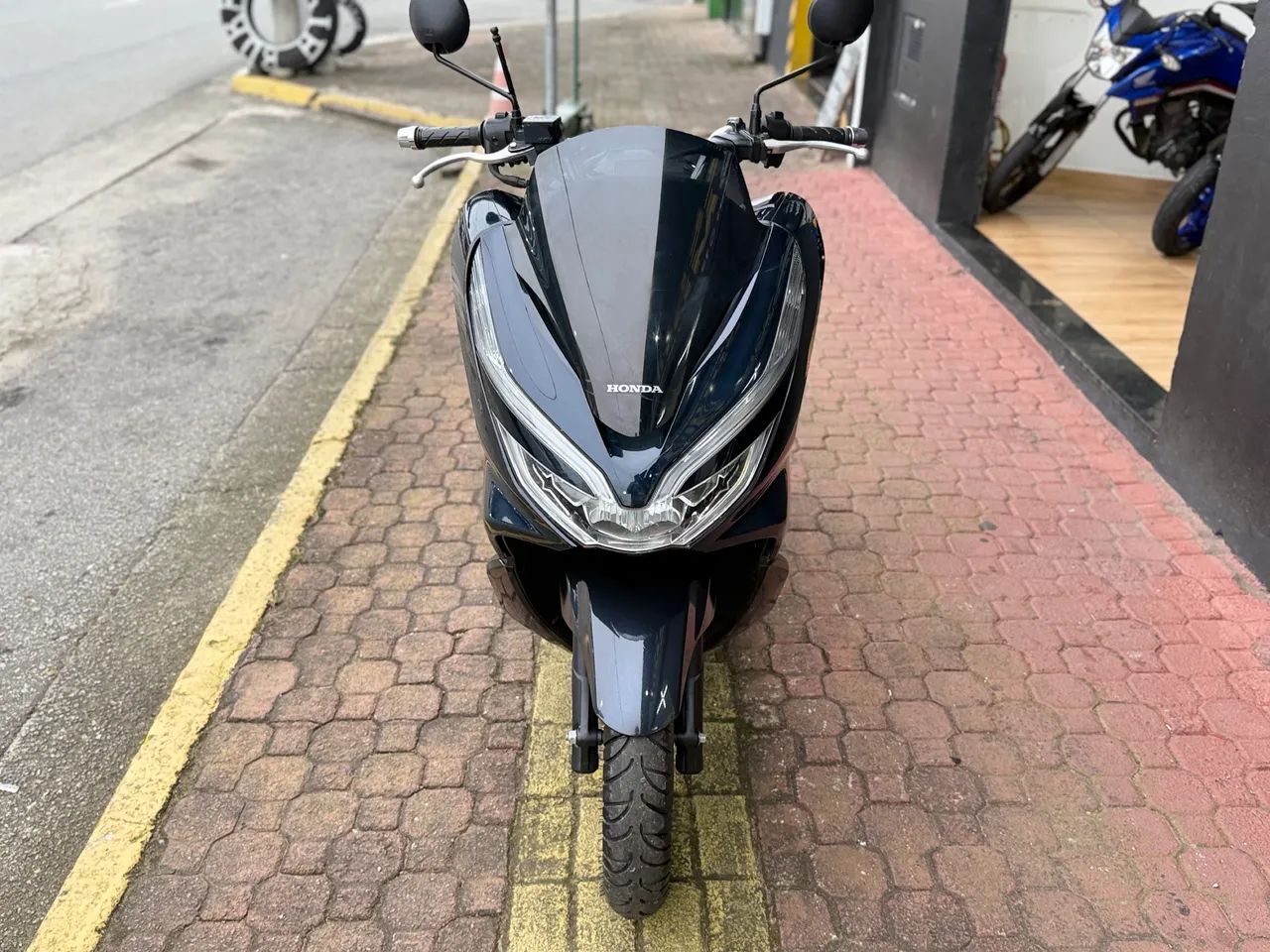 PCX - Foto 3