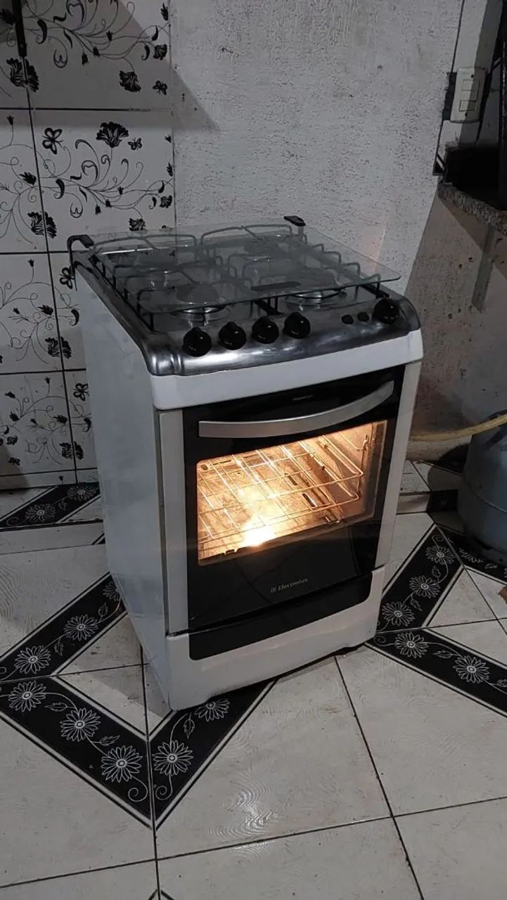 Ótimo fogão Electrolux 4 bocas  - Foto 3