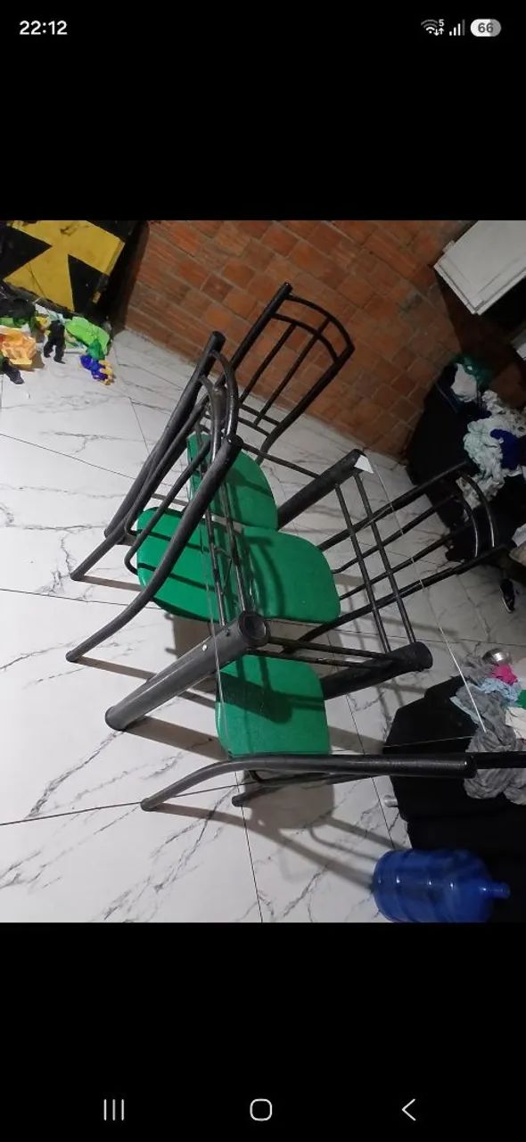 Vendo Mesa de jantar 4 cadeiras  - Foto 4