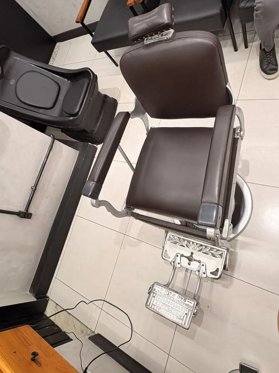CADEIRA FERRANTE BARBEARIA - ABAIXO DO PREÇO - Foto 2