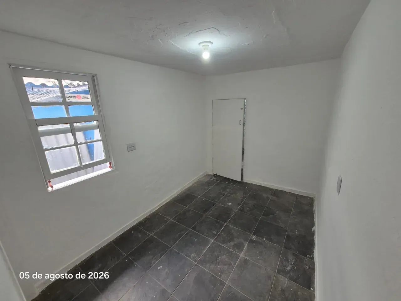 Casa 2 Dorm de fundos Metro Saude - Foto 4