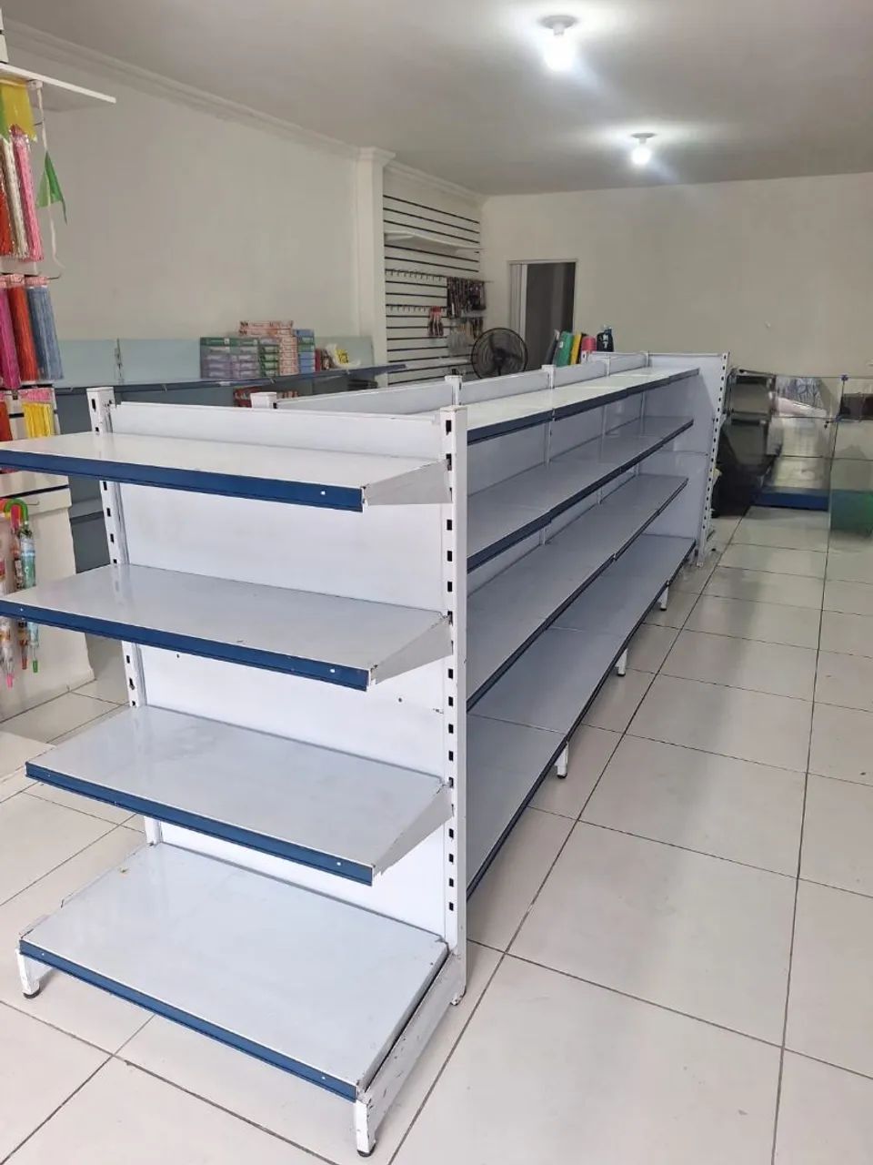 Vendo Gôndola Completa  - Foto 3