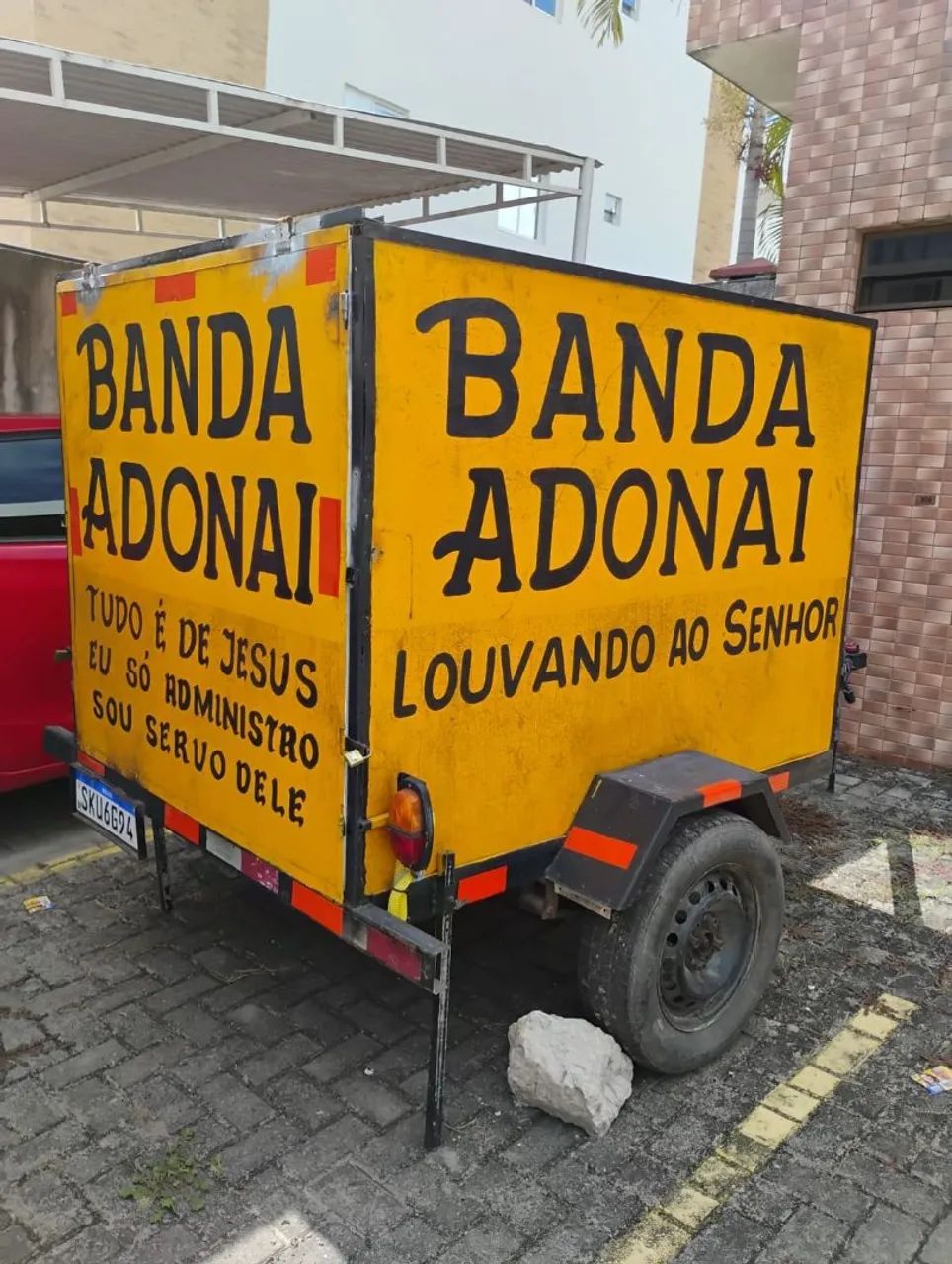 Reboque baú 