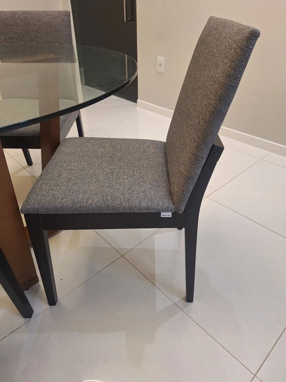 Mesa de Jantar Dall com Cadeiras Frame Tok & Stok - Foto 5