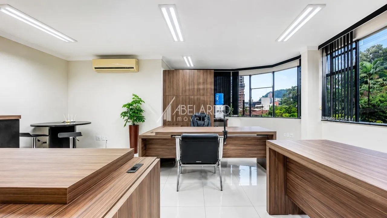 SALA COMERCIAL LOCALIZADO NO CENTRO DE BLUMENAU - Foto 2