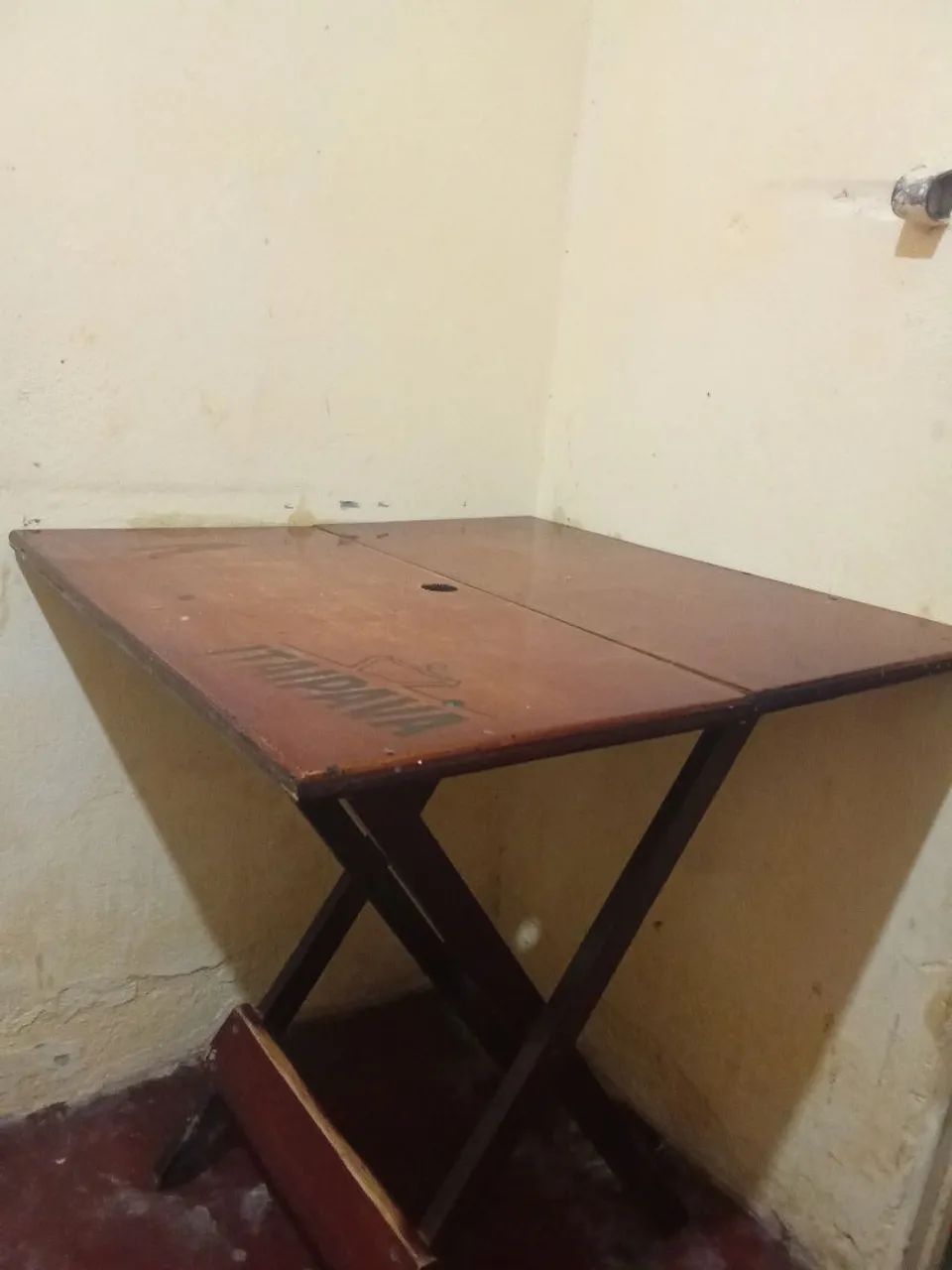 Mesa de madeira Itaipava 