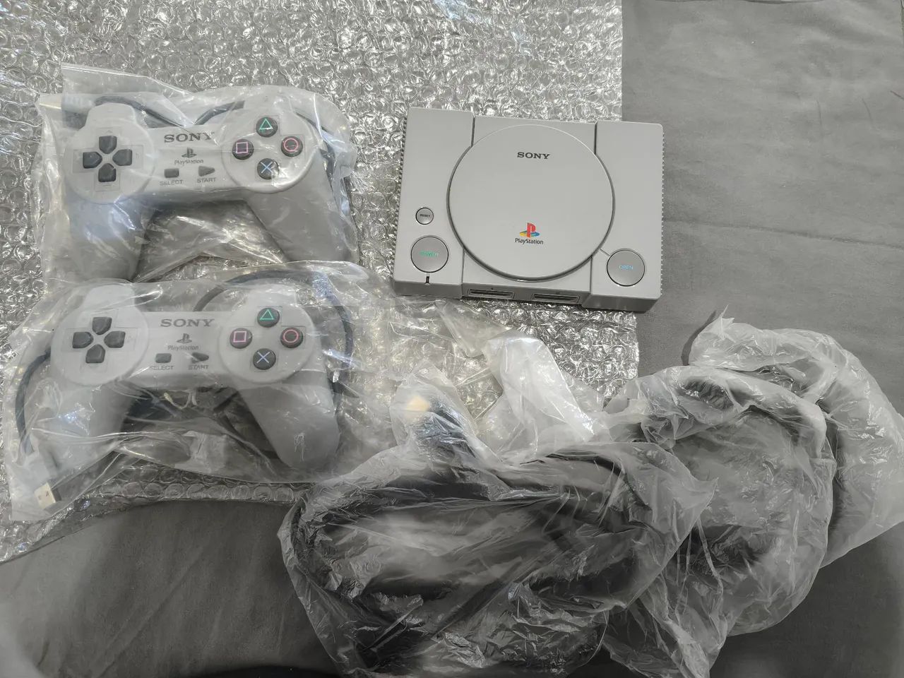 PlayStation Classic Original Impecável  - Foto 2