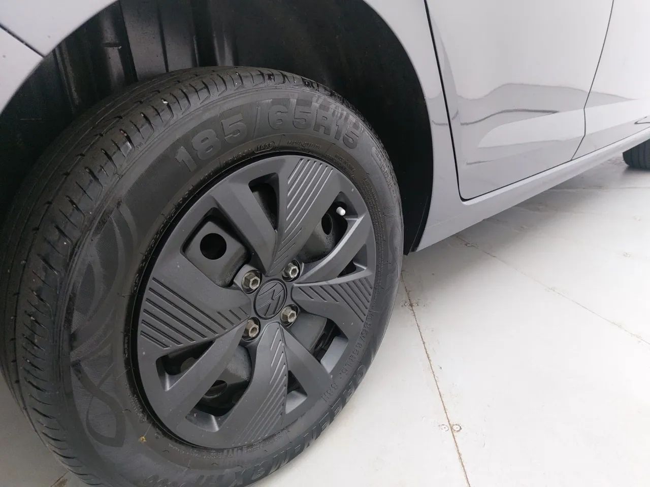 Volkswagen Polo Track 1.0 Flex 12V 5p, foto 14 de 18