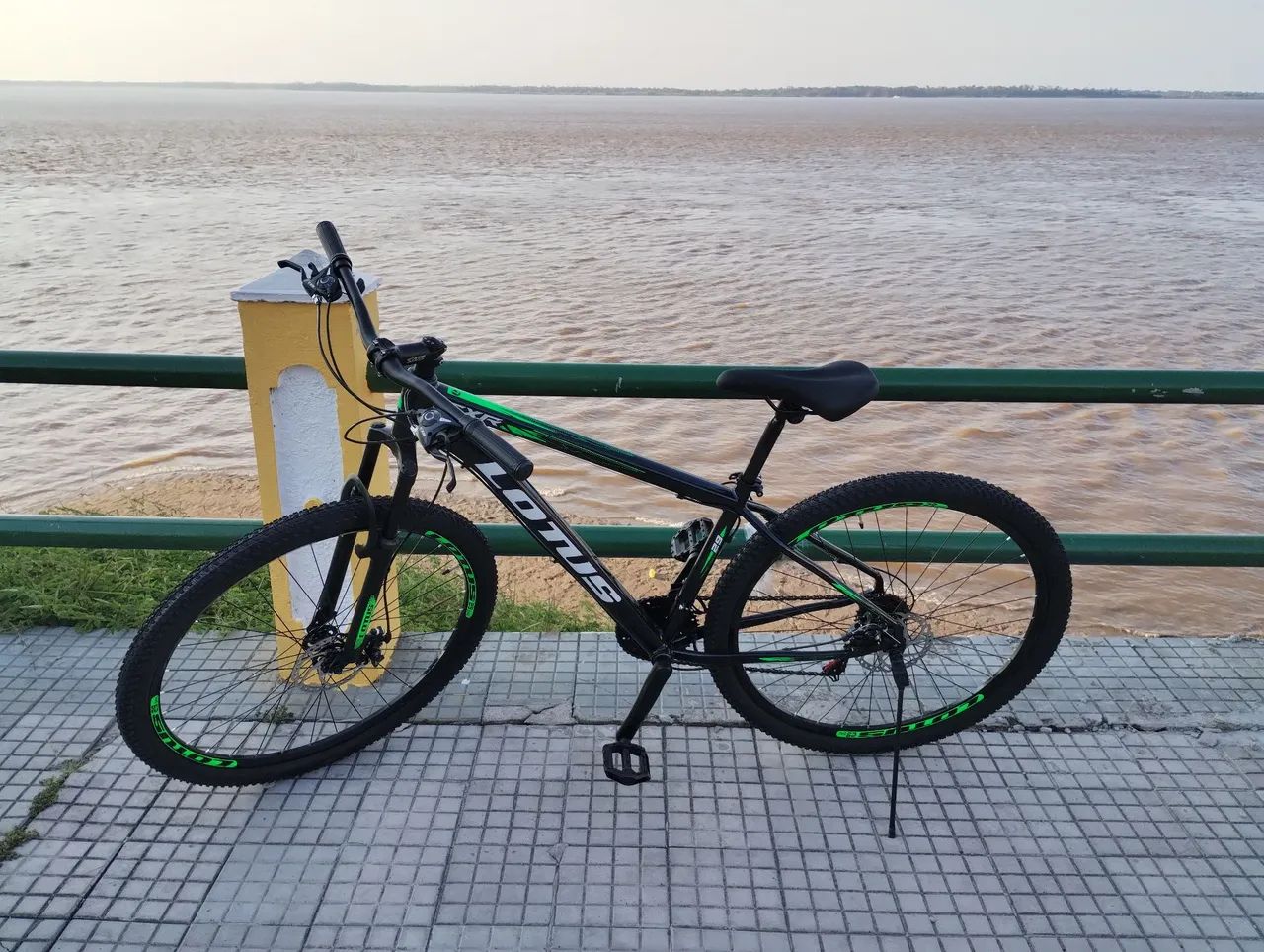 Bicicleta Lotus CXR nova
