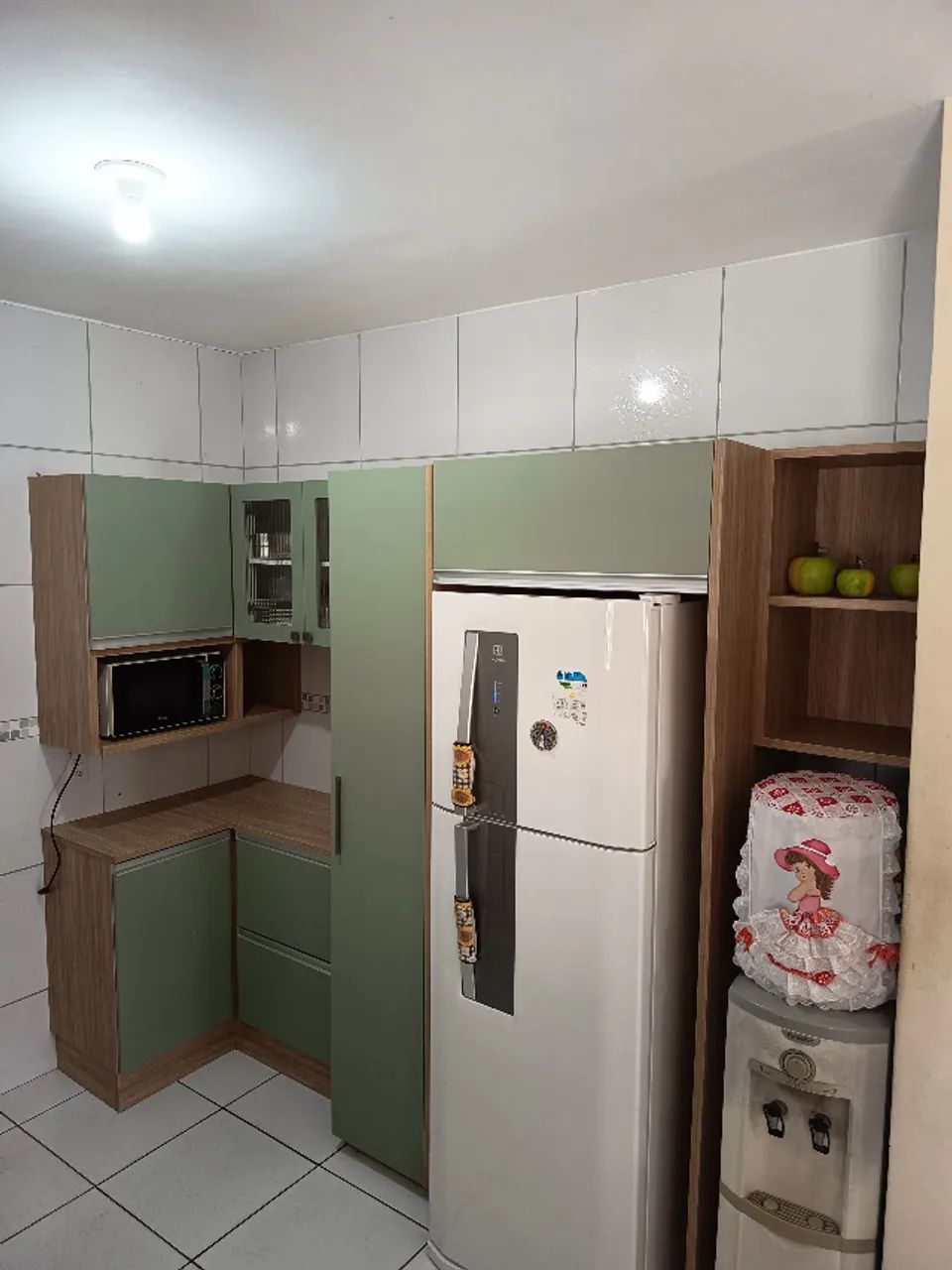 Cozinha Completa Modulada - Verde Sálvia e Amadeirado - Excelente Estado - Foto 3