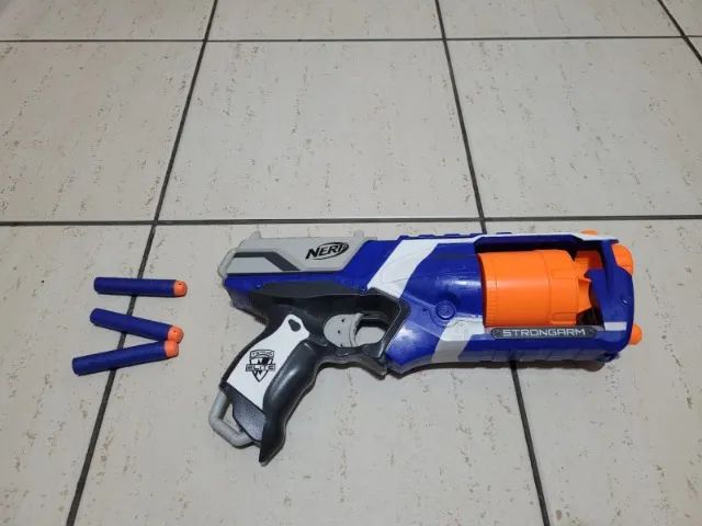 Nerf N-Strike Elite Strongarm