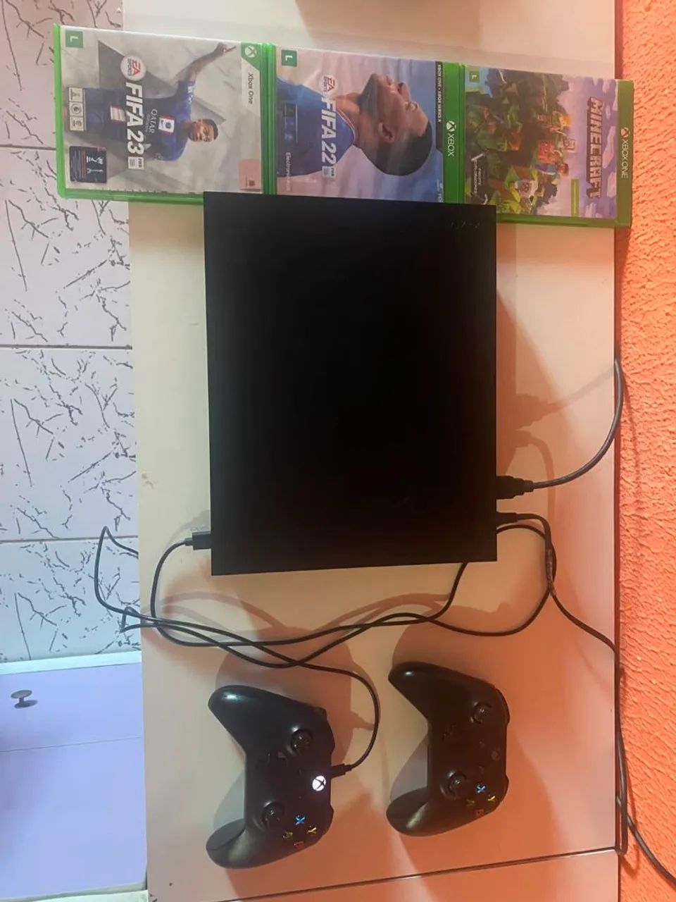 Xbox One X 1TB - Foto 3