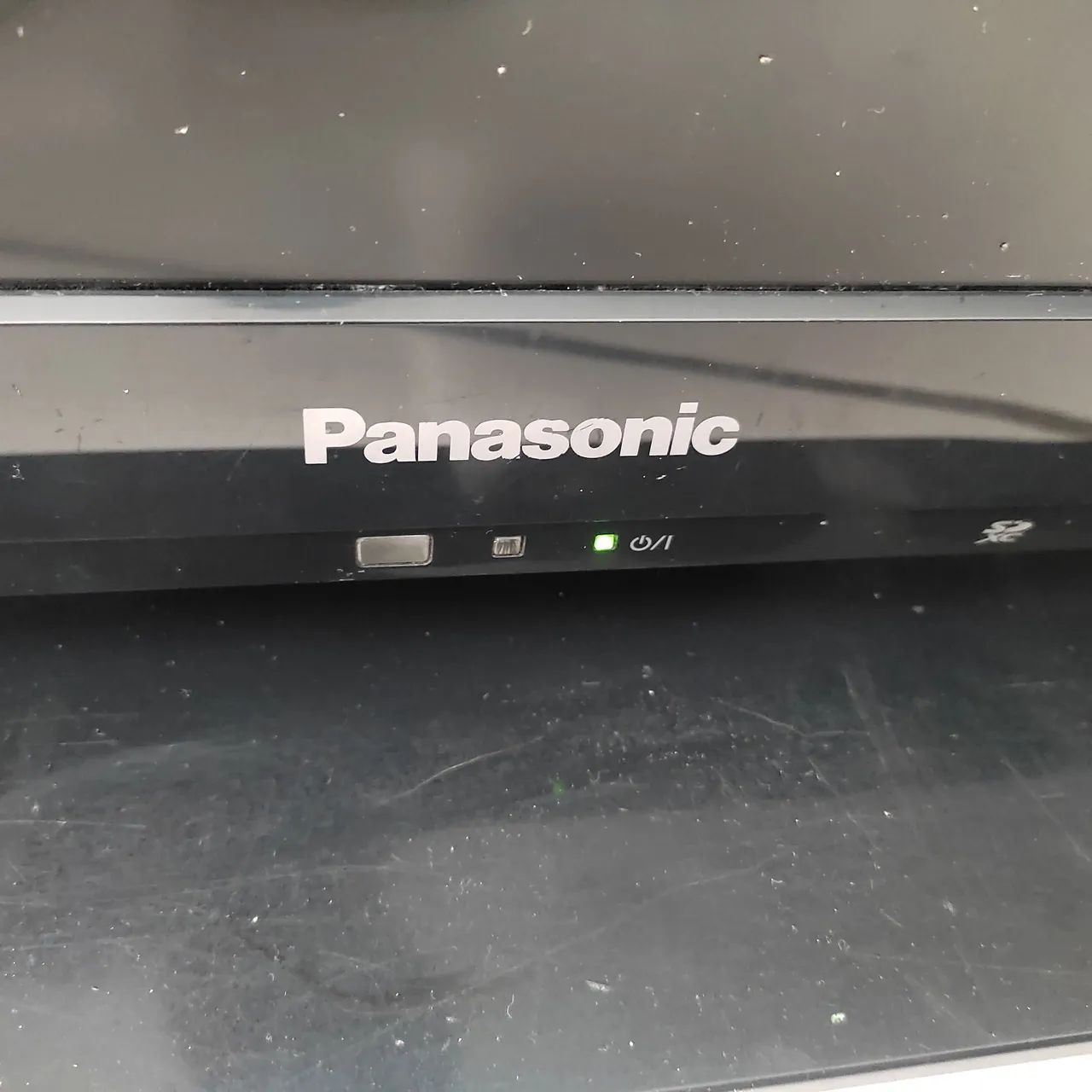 Televisão Panasonic TC-L32C5B com defeito - Foto 2