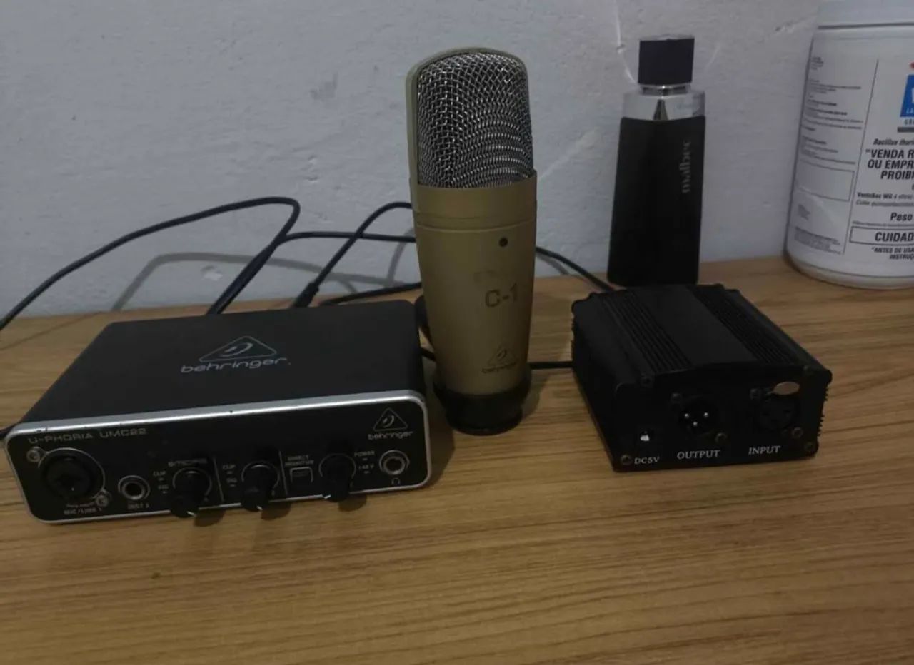 MICROFONE BEHRINGER, INTERFACE, PHANTOM POWER E CABOS  - Foto 3