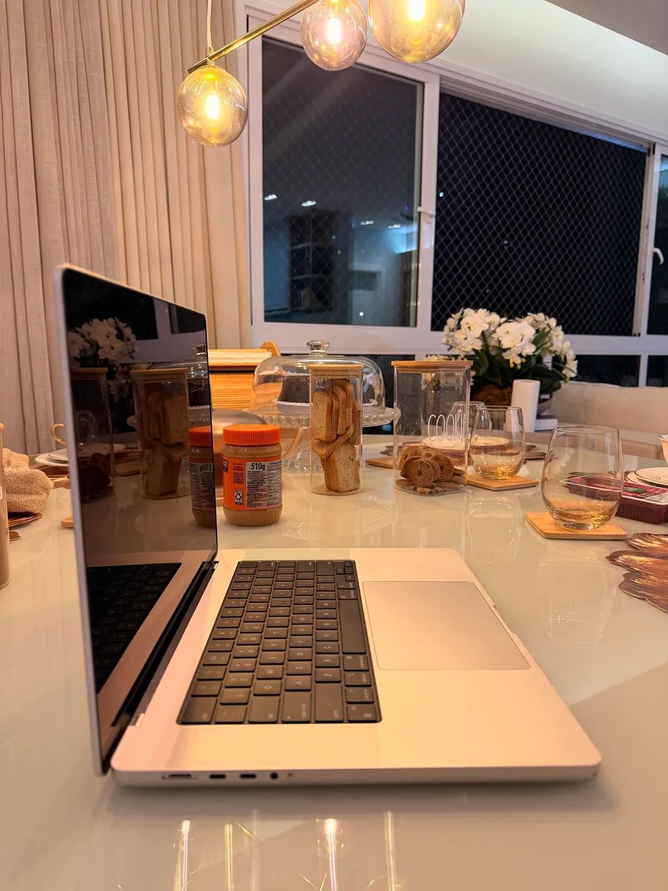 MacBook Pro 16 M4 Pro 24GB RAM 512GB SSD Prateado  - Foto 5