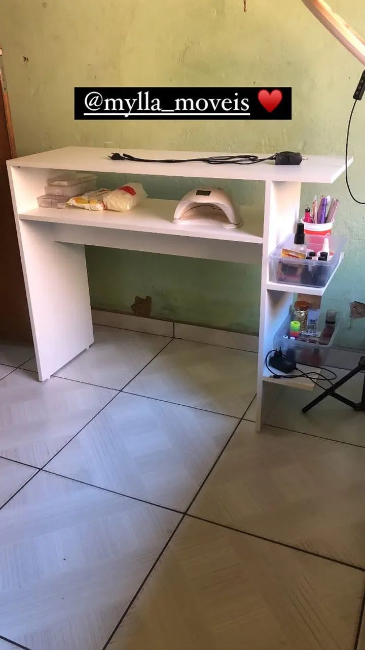 Mesa de manicure 