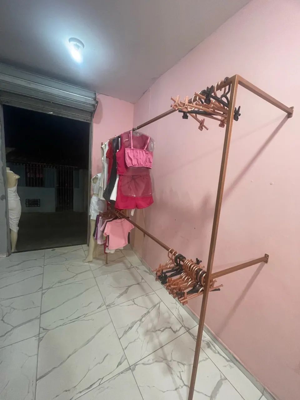 Vendo arara de loja  - Foto 2