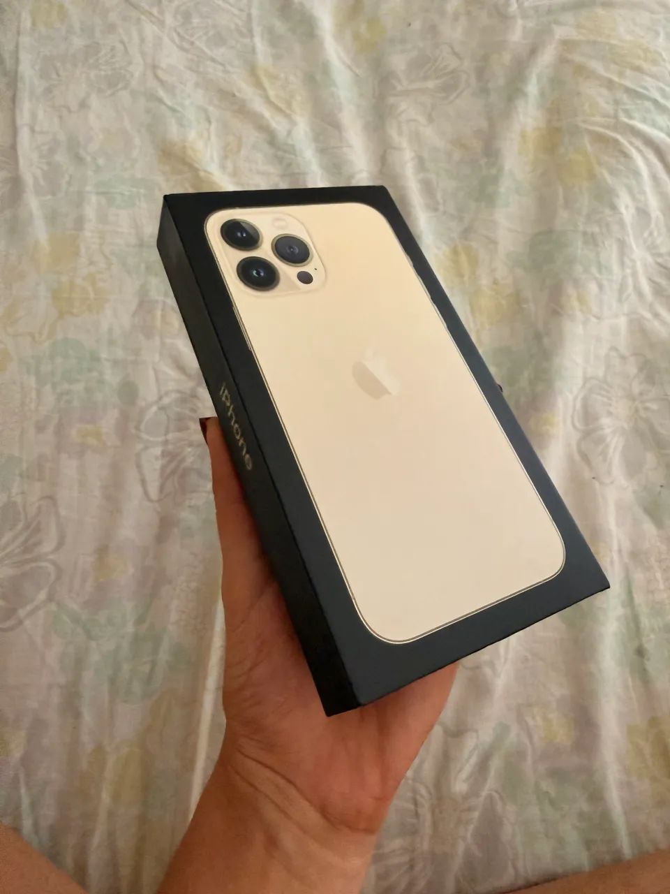 iPhone 13 Pro Max Gold 256GB - Desbloqueado + Caixa Original