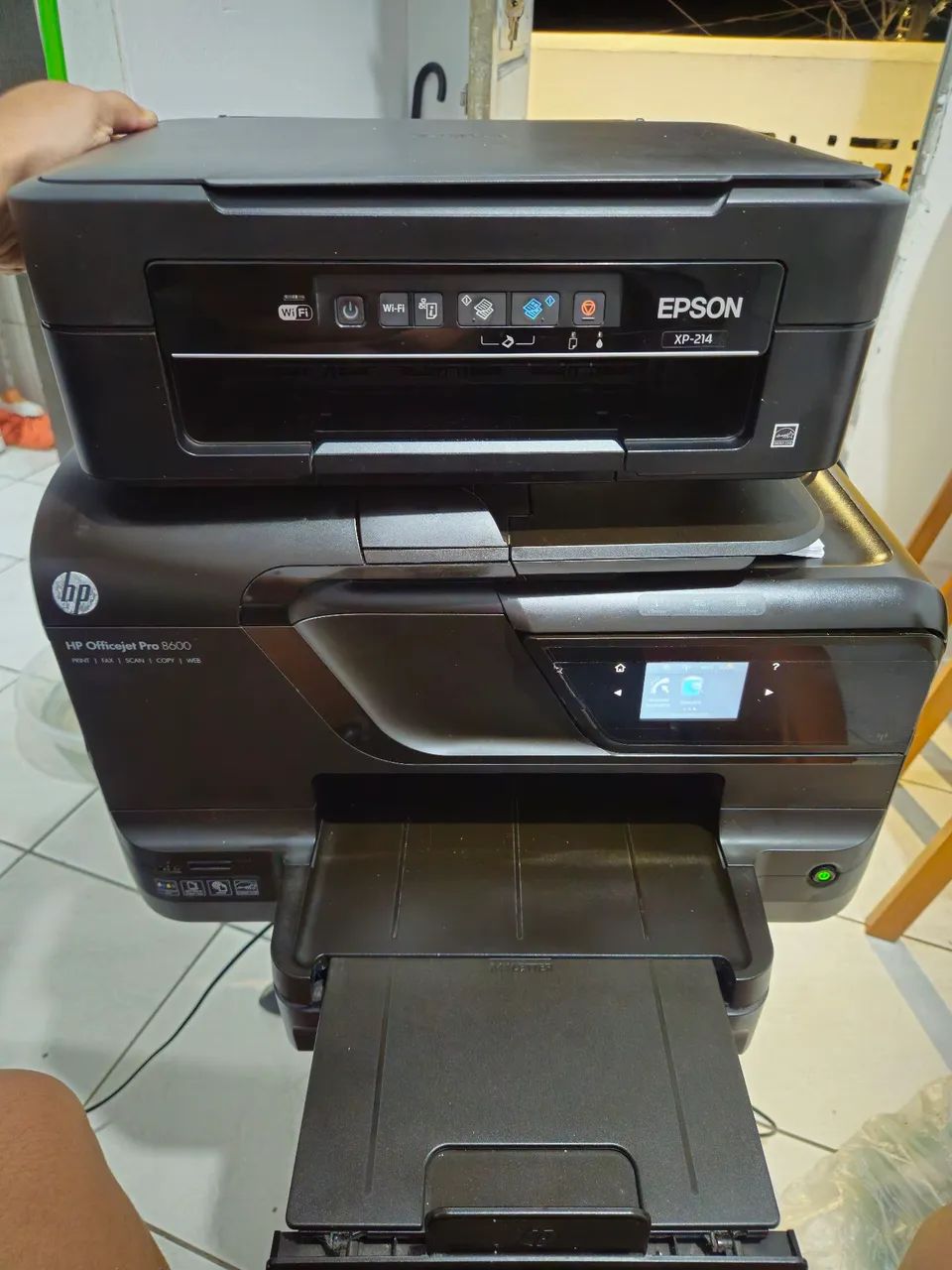 2 Impressoras HP Officejet Pro 8600 e Epson XP-214  (Leia abaixo)