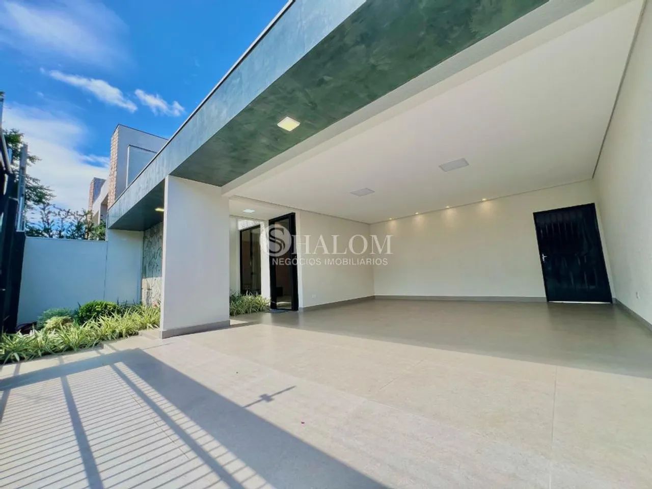 Casa à venda em Maringá, Jardim Itália, com 3 suítes, com 213 m² - Foto 2