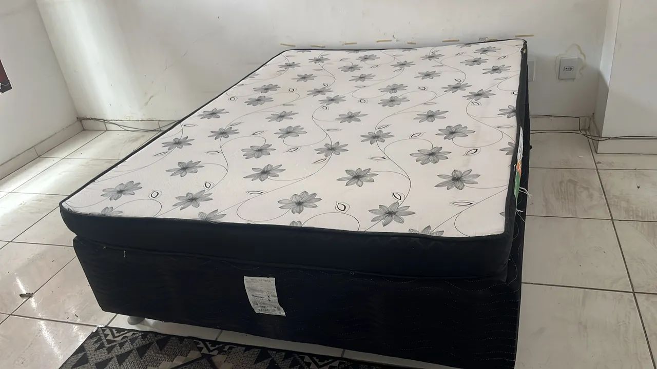 Cama box casal com colchão 