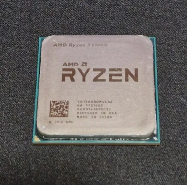 AMD Ryzen 3 + Cooler