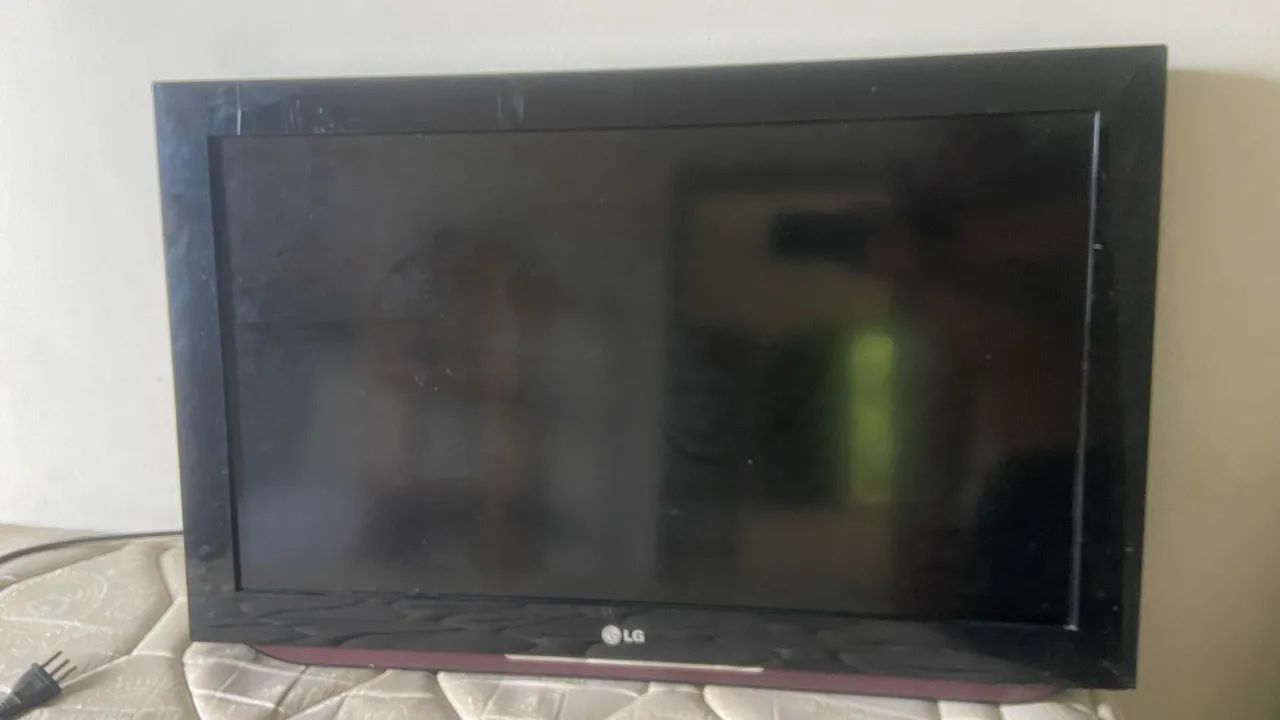 Tv lg 32 polegadas com defeito - Foto 4