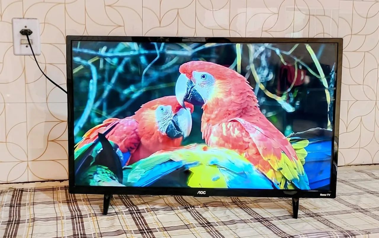 Tv 32 polegadas AOC smart roku - Foto 4