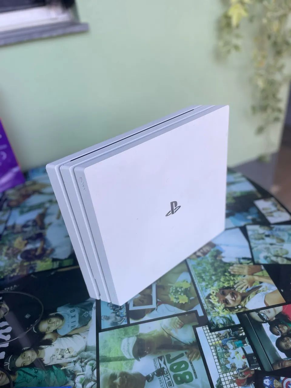PS4 PRO 1TB - Foto 5