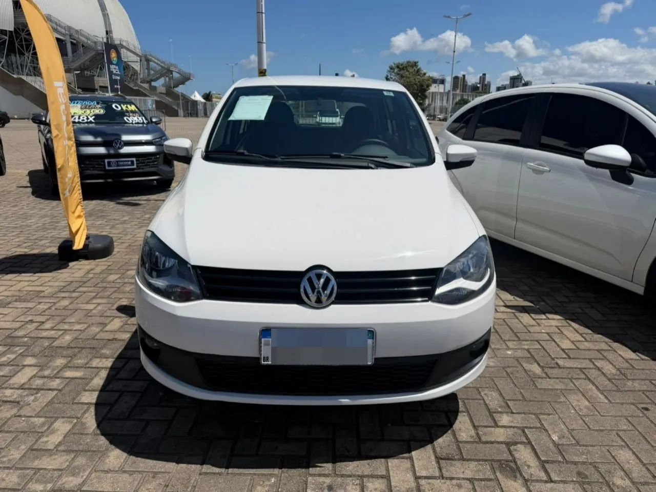Volkswagen Fox 1.0 MI TOTAL FLEX 8V 3P 2014