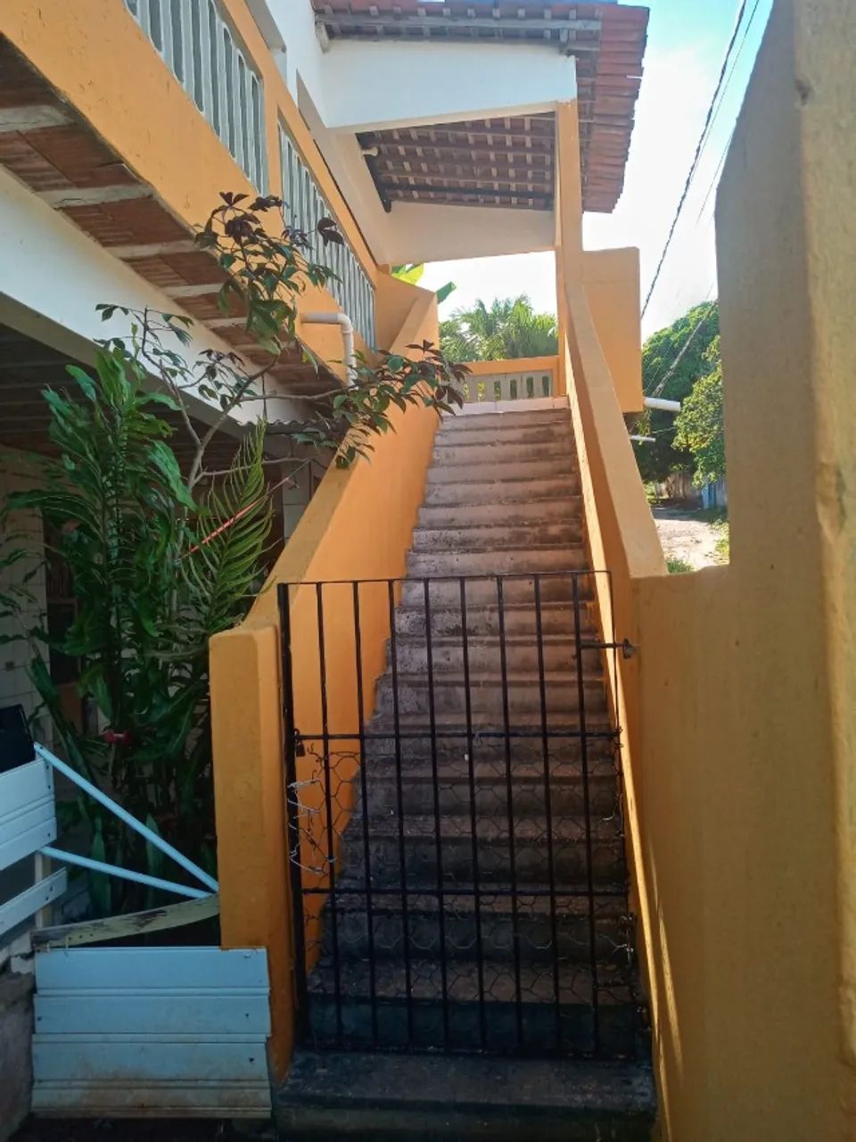 VENDO EXCELENTE CASA NO FORTE ORANGE  2 QUANTOS - Foto 2